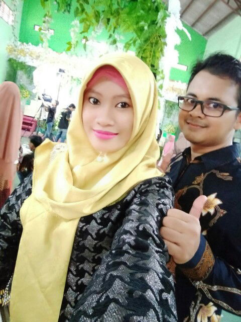 Khoirun Nisa profile icon