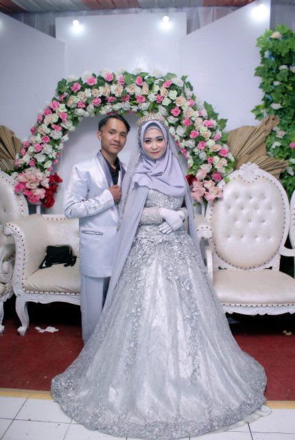 Sri Rahayu profile icon