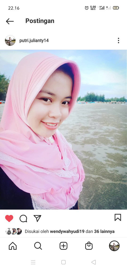 Julianty eka Putri profile icon