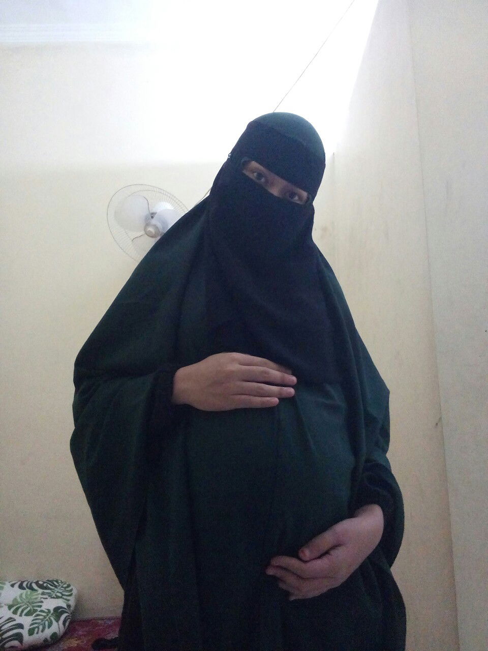 Khoirinaheptia_18 profile icon