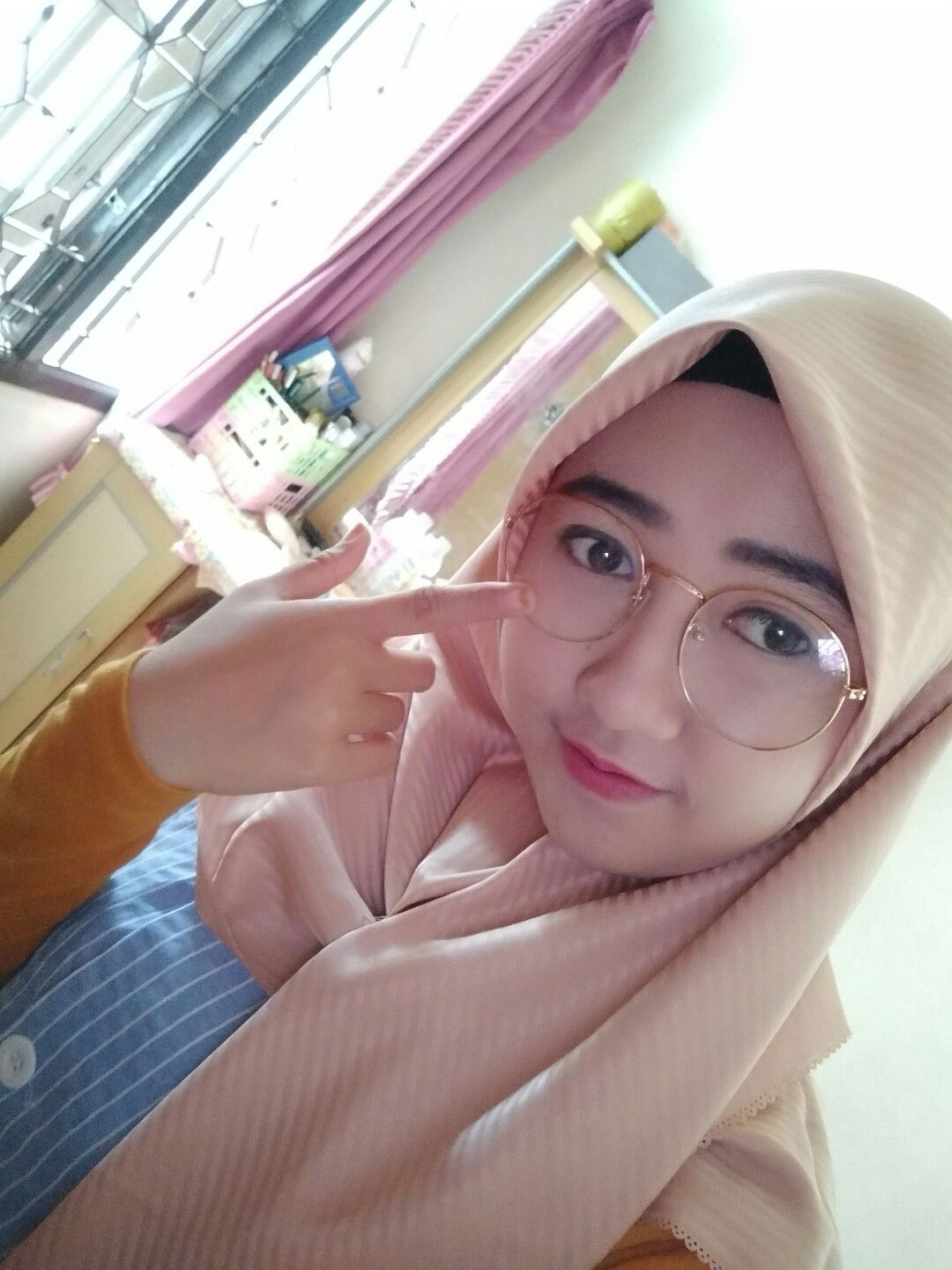 Mega Julistina profile icon