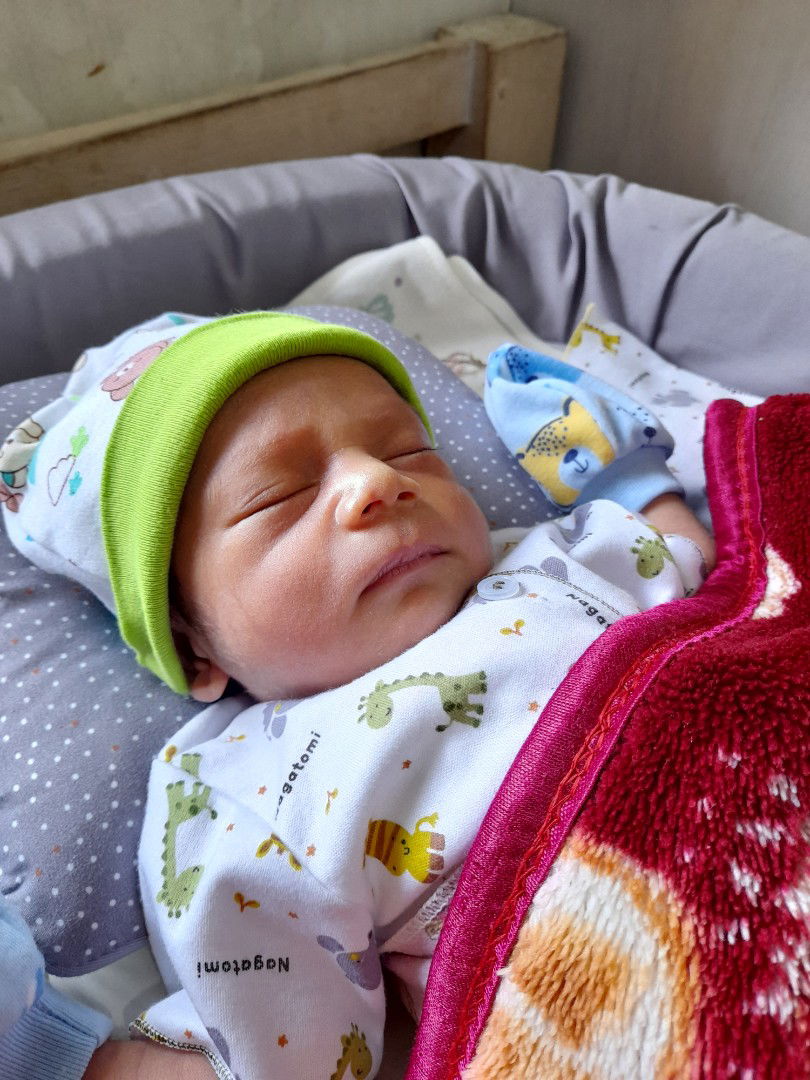 Tri Yana profile icon