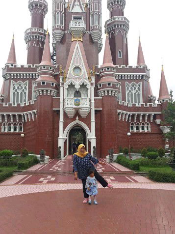 Nunung Nurhasanah profile icon