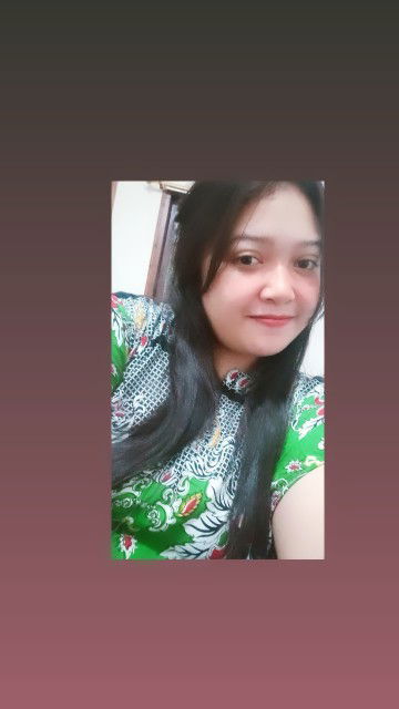 Laras Indri profile icon