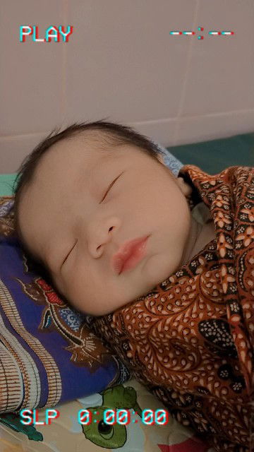 NiaDella profile icon