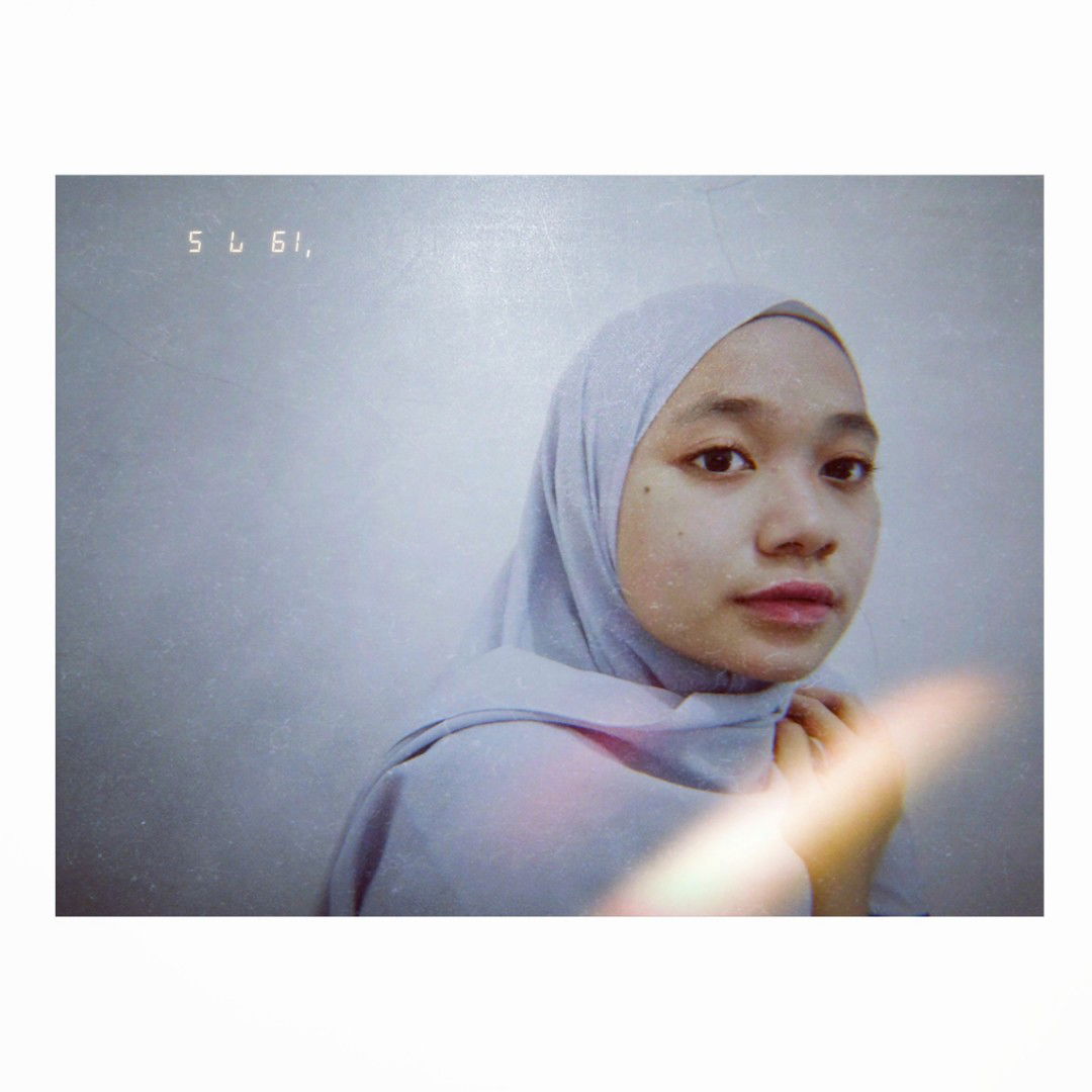 Risma setiarni profile icon