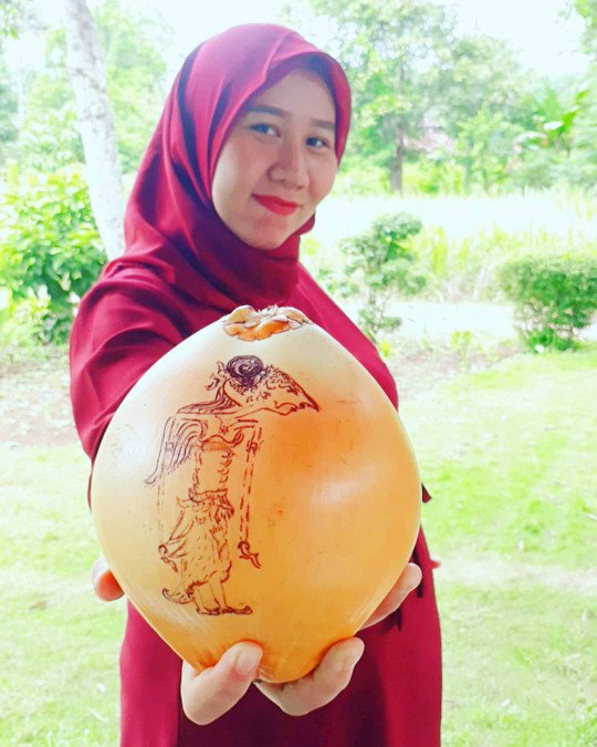 susi Apriyanti profile icon
