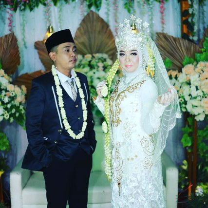 mia Safitri profile icon