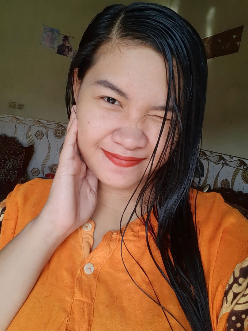 Siska Febrianti profile icon