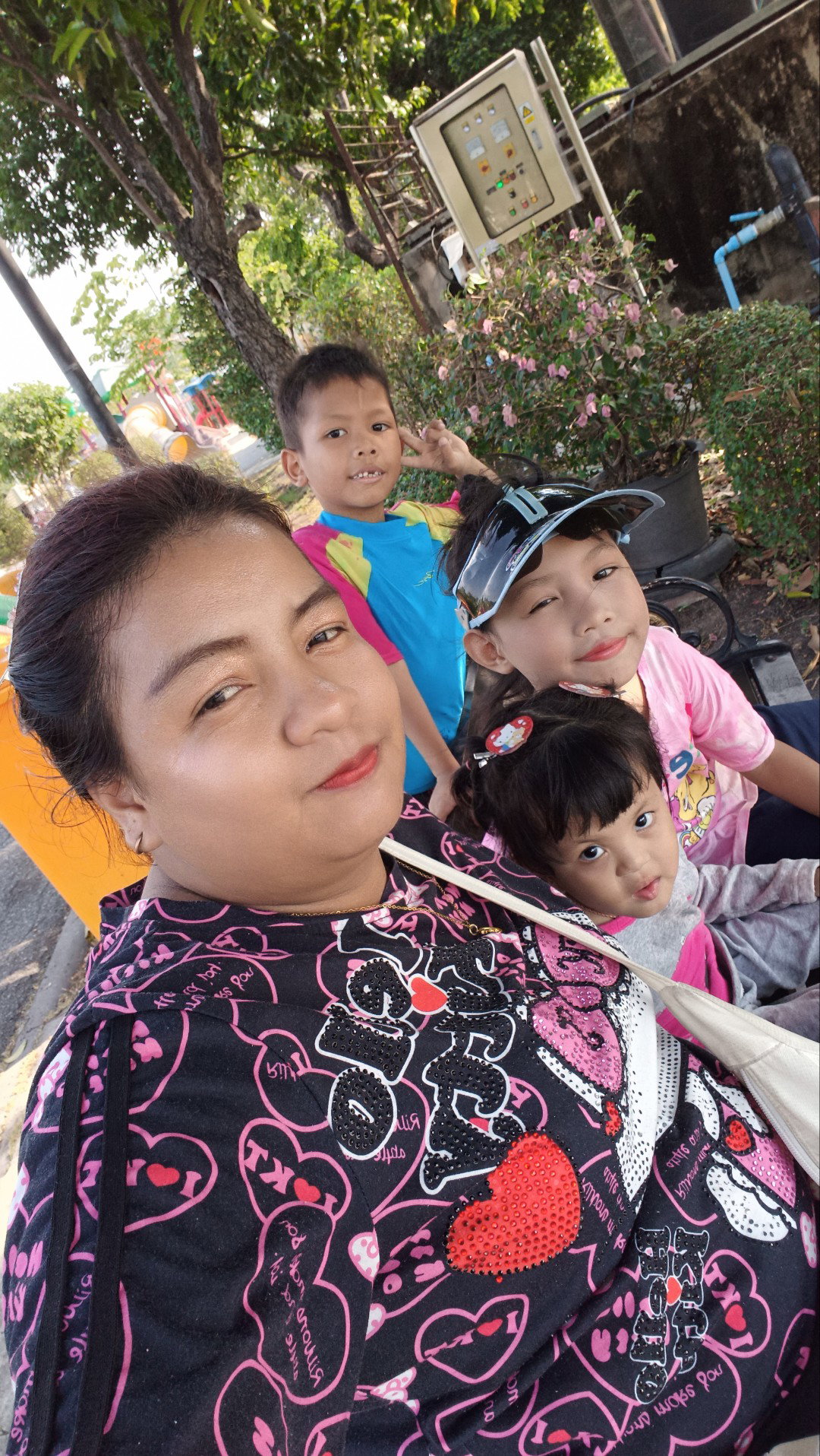 Siriporn Senarak Noon profile icon