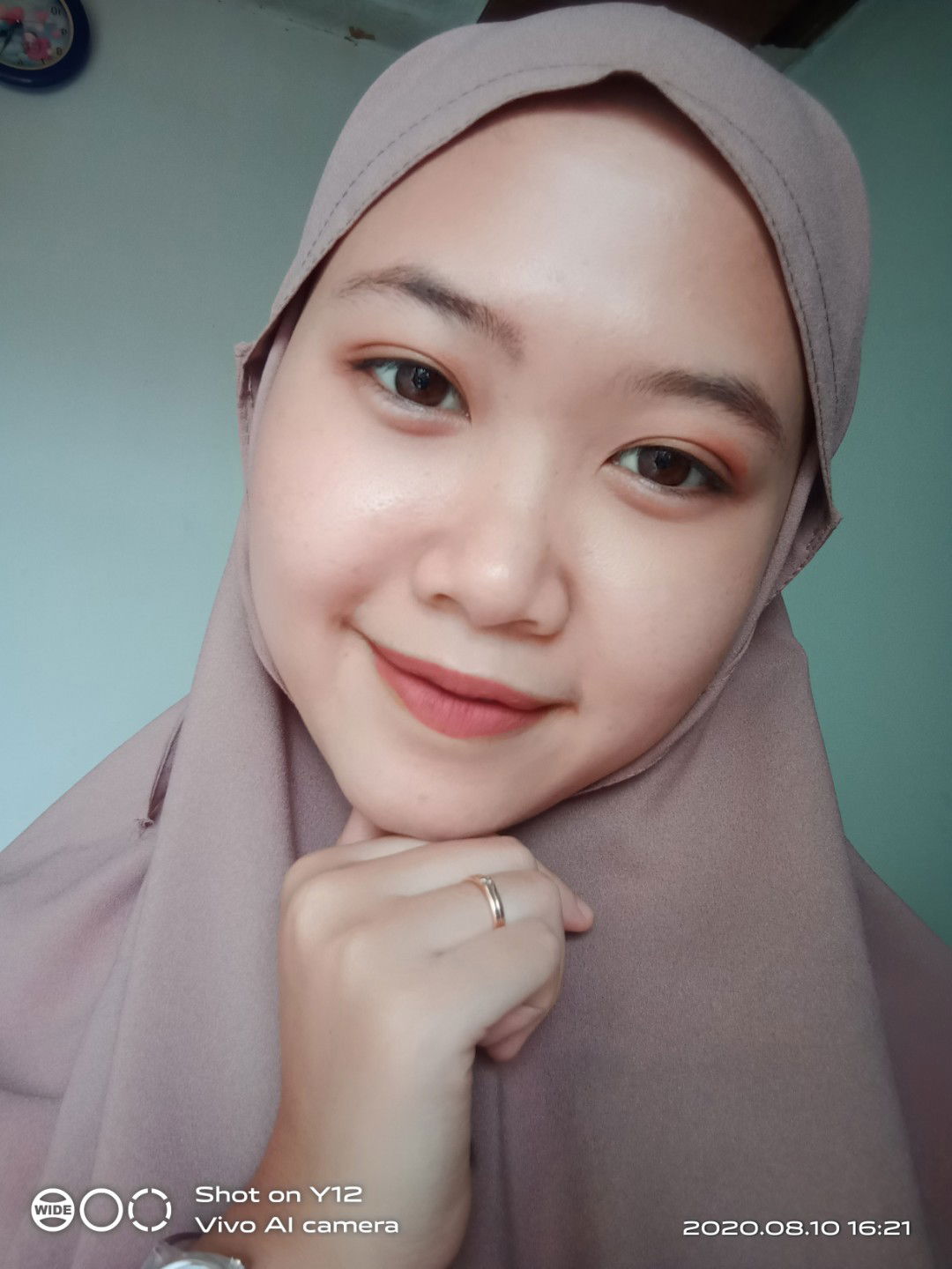 Julianti Ristiana Dewi profile icon