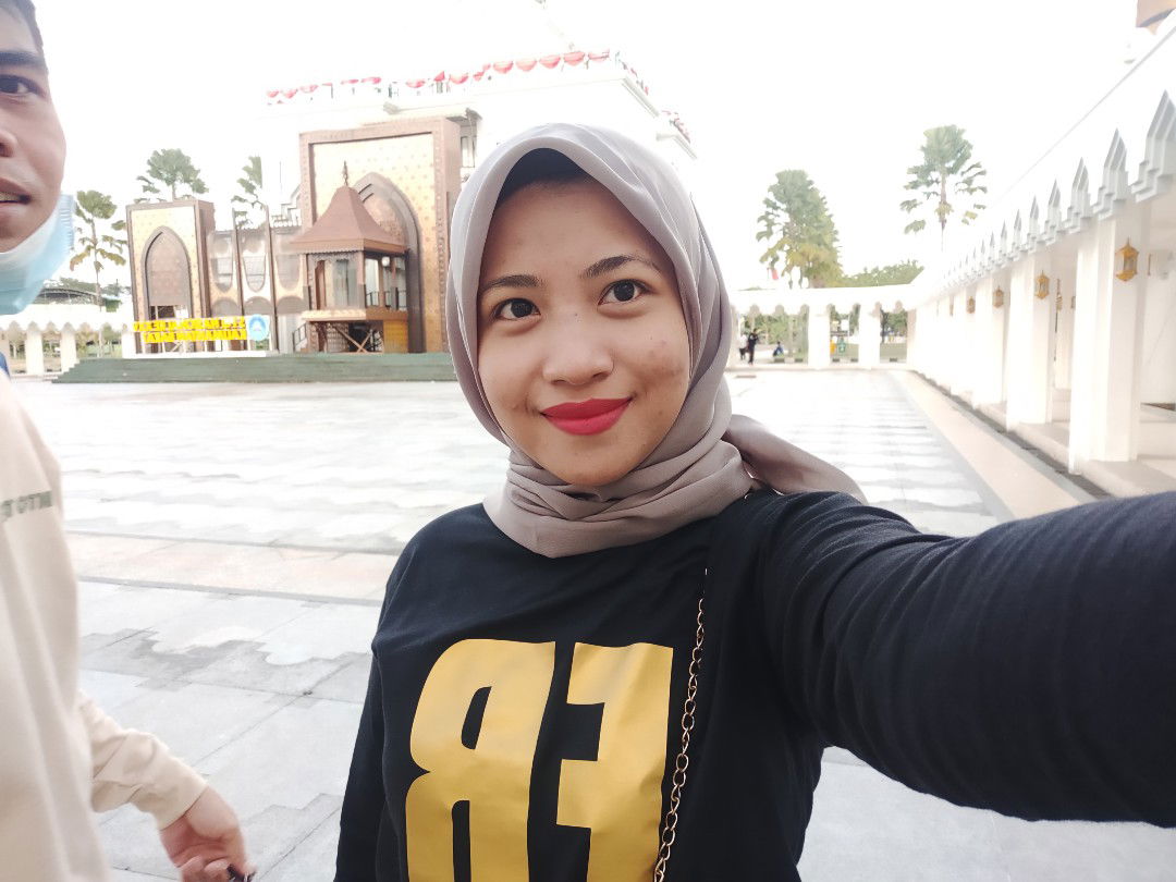 Siti Fatimah Varamis profile icon