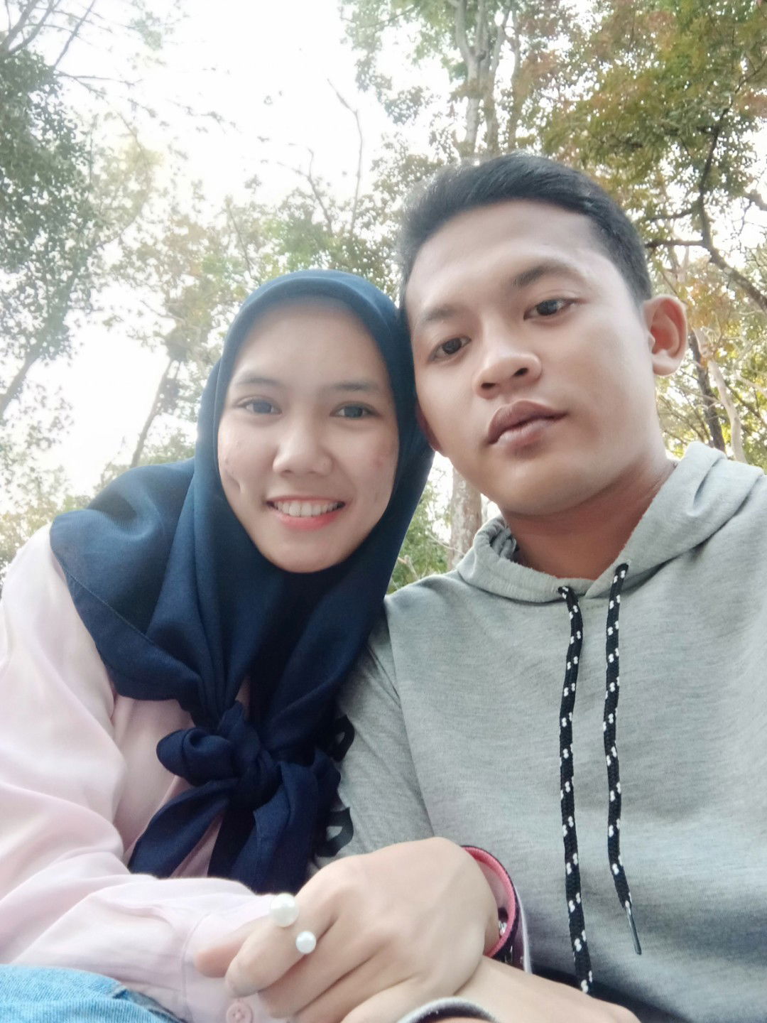 Melly Mandriani profile icon