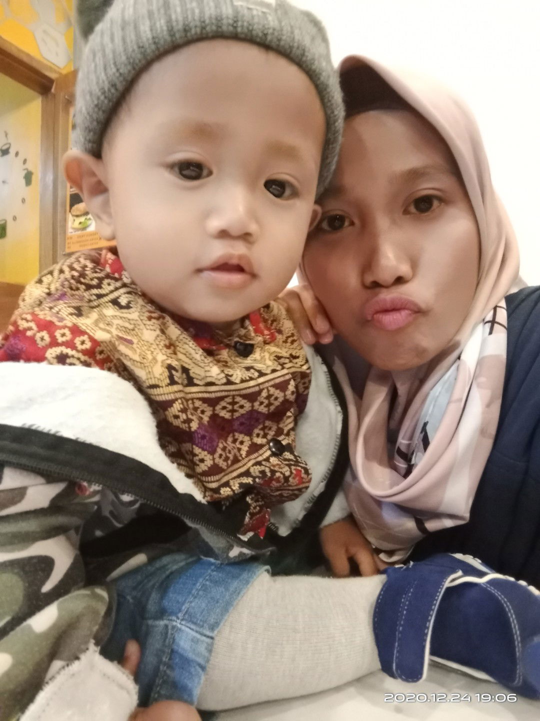 Yeni Novitasari profile icon