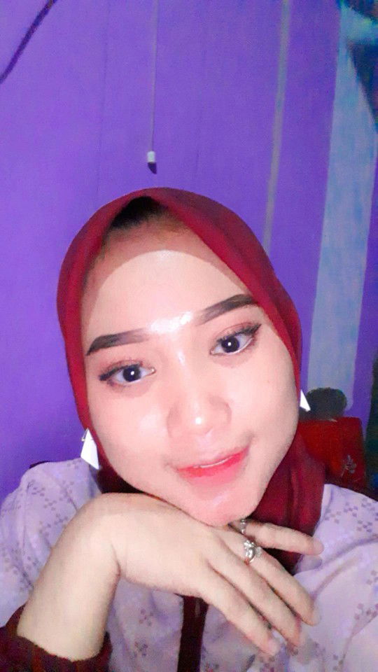 Resti Ruhati profile icon