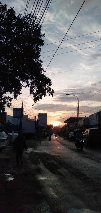 Qonitaa Saviira profile icon