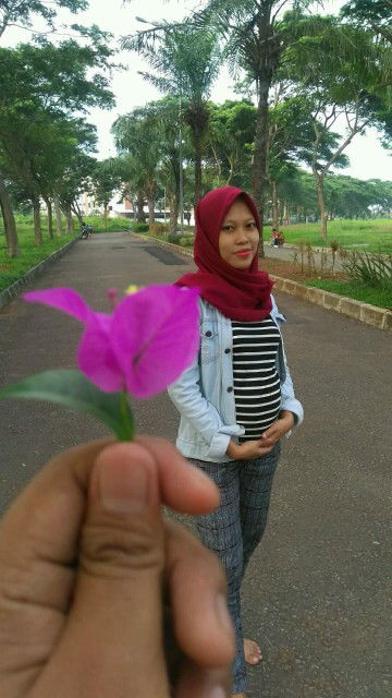 Sari Ningsih profile icon