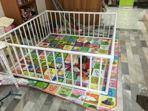 คอกกั้นเด็กทำจากท่อพีวีซีแข็งสีขาว ราคาเริ่มต้น599 รวมส่ง