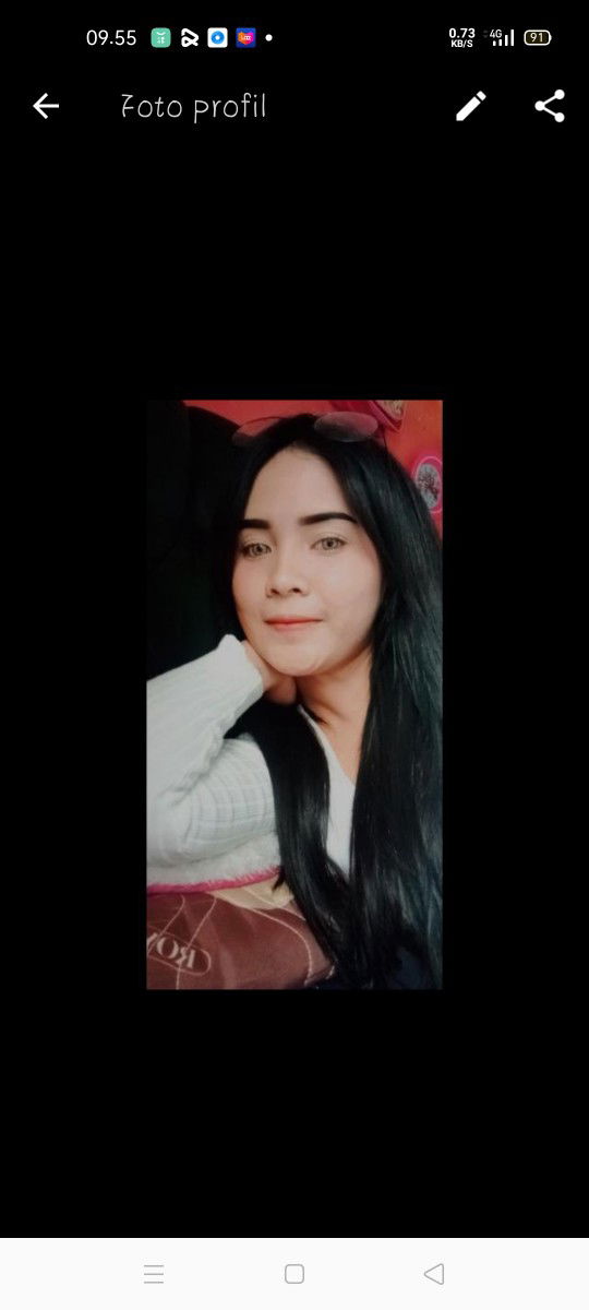 Elsa saskia profile icon