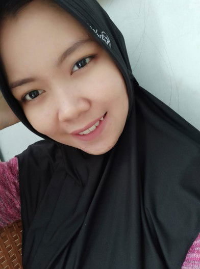 desi atika putri profile icon