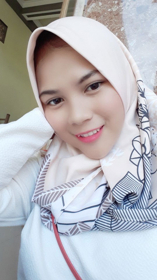 tri wahyuni profile icon