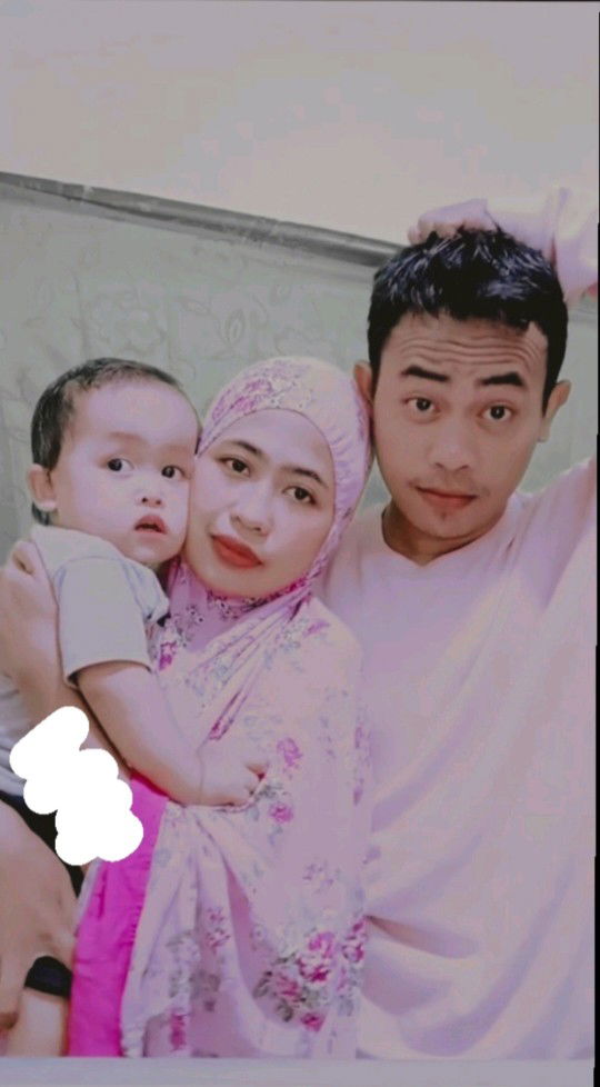 Mommy syafiq profile icon