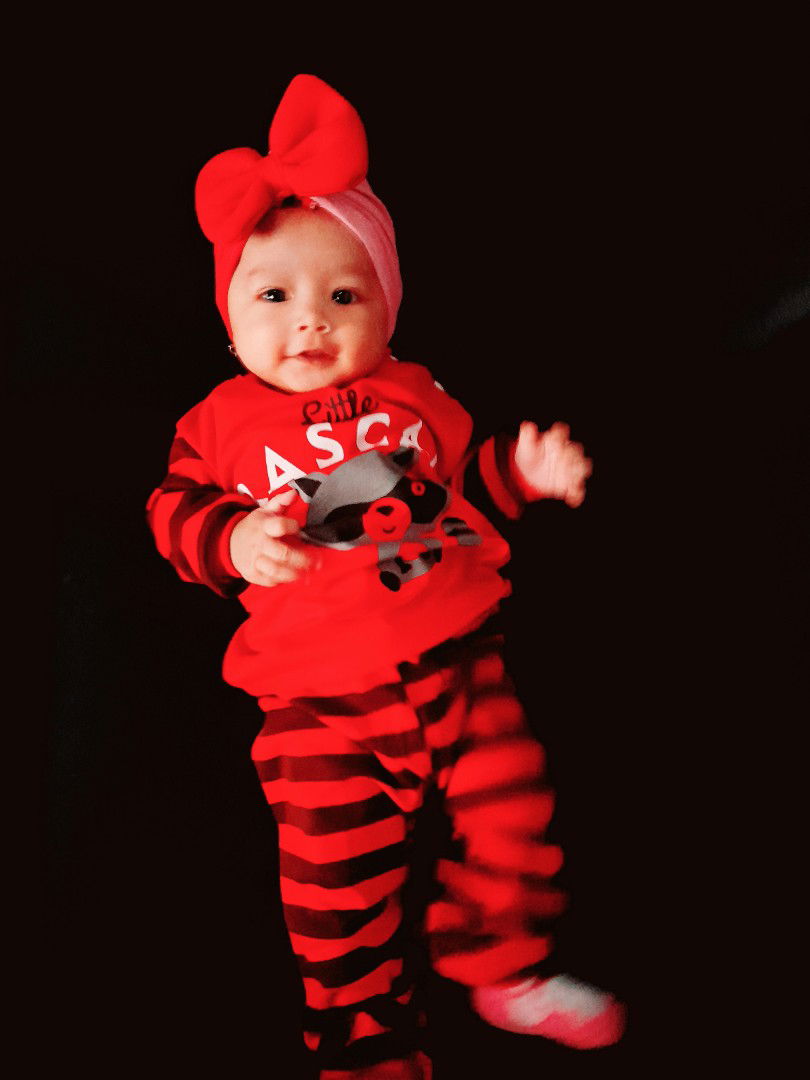 Dewi Pertiwi profile icon