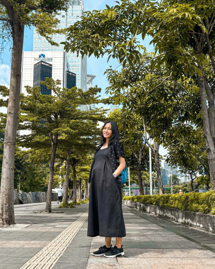 Rosaria Safilla profile icon