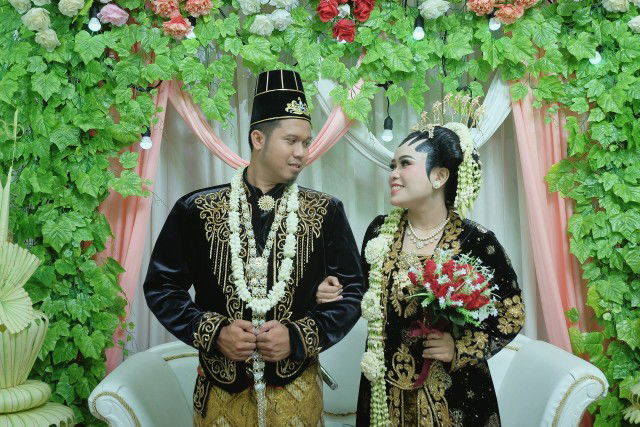 evi dwi hermawati profile icon