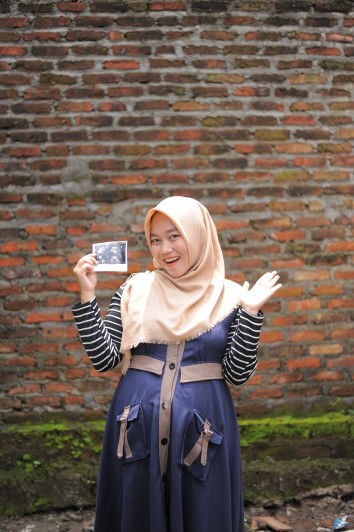 Dewi Farida profile icon