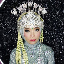 Nur Halimah profile icon