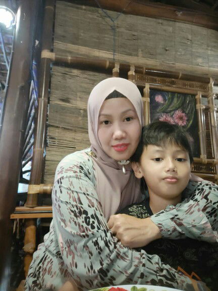 dewi sri kandhini profile icon