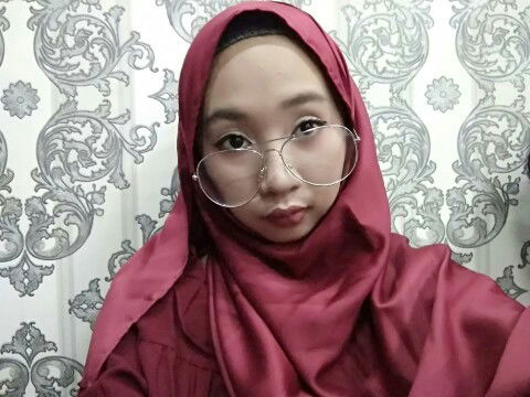 Via Rizkiana profile icon