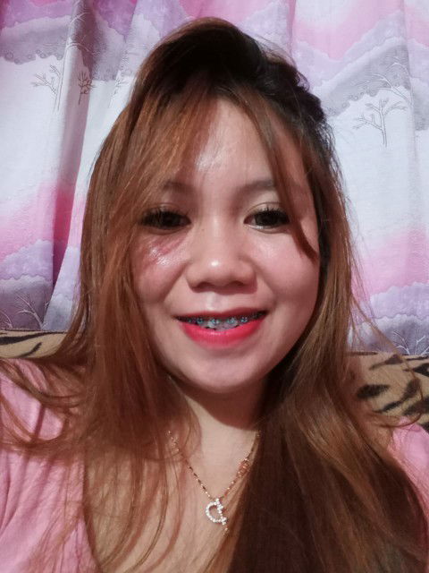 Putri Waatung profile icon