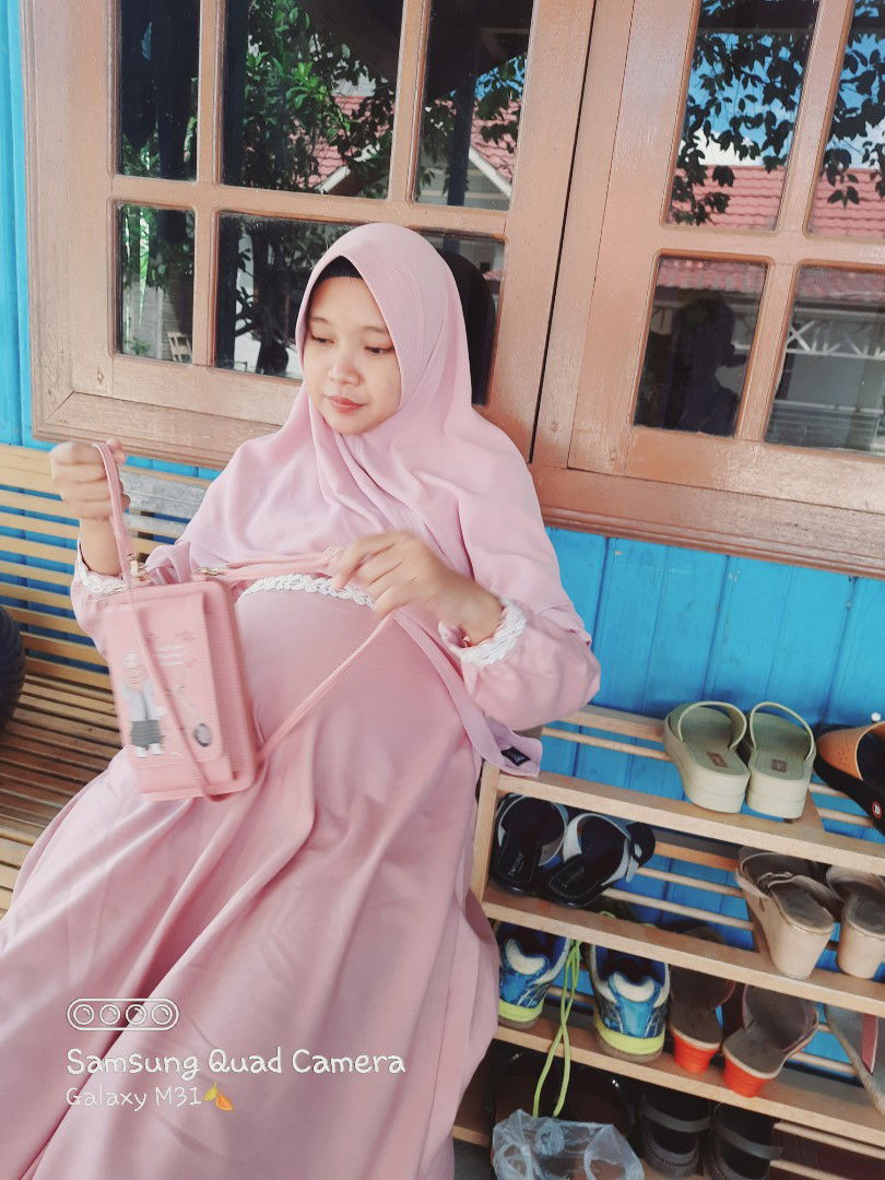 Citria Farah Dita profile icon