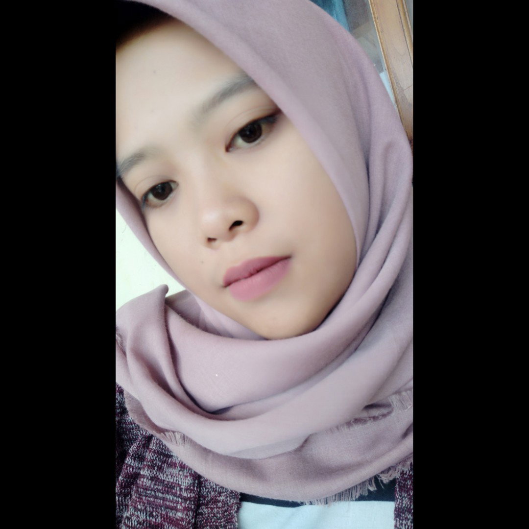 hanis dian susanti profile icon