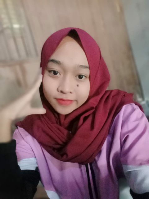 fitria rovi profile icon