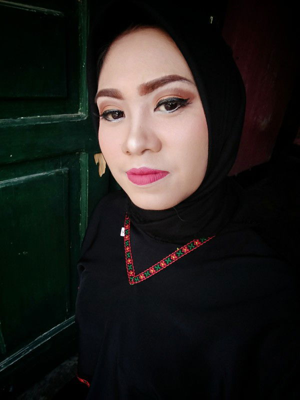 Nur Aini profile icon