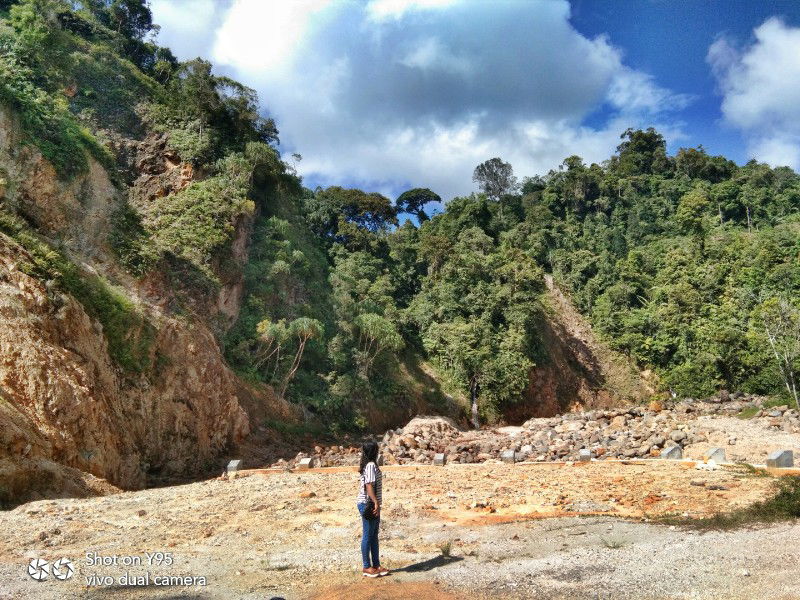 Mrs L tobing profile icon