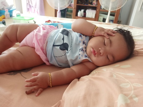 นมเเม่