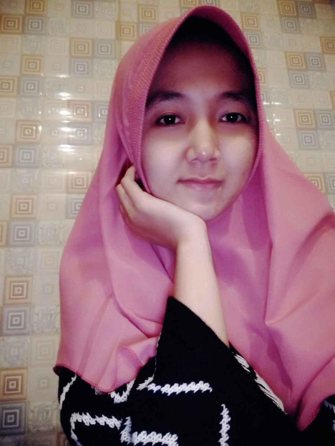 Ayu Andiroh profile icon