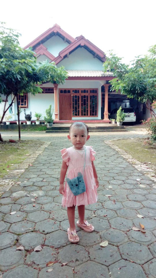 tsaniya salma profile icon