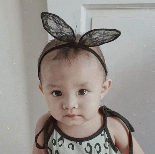 Eva Yuniar profile icon