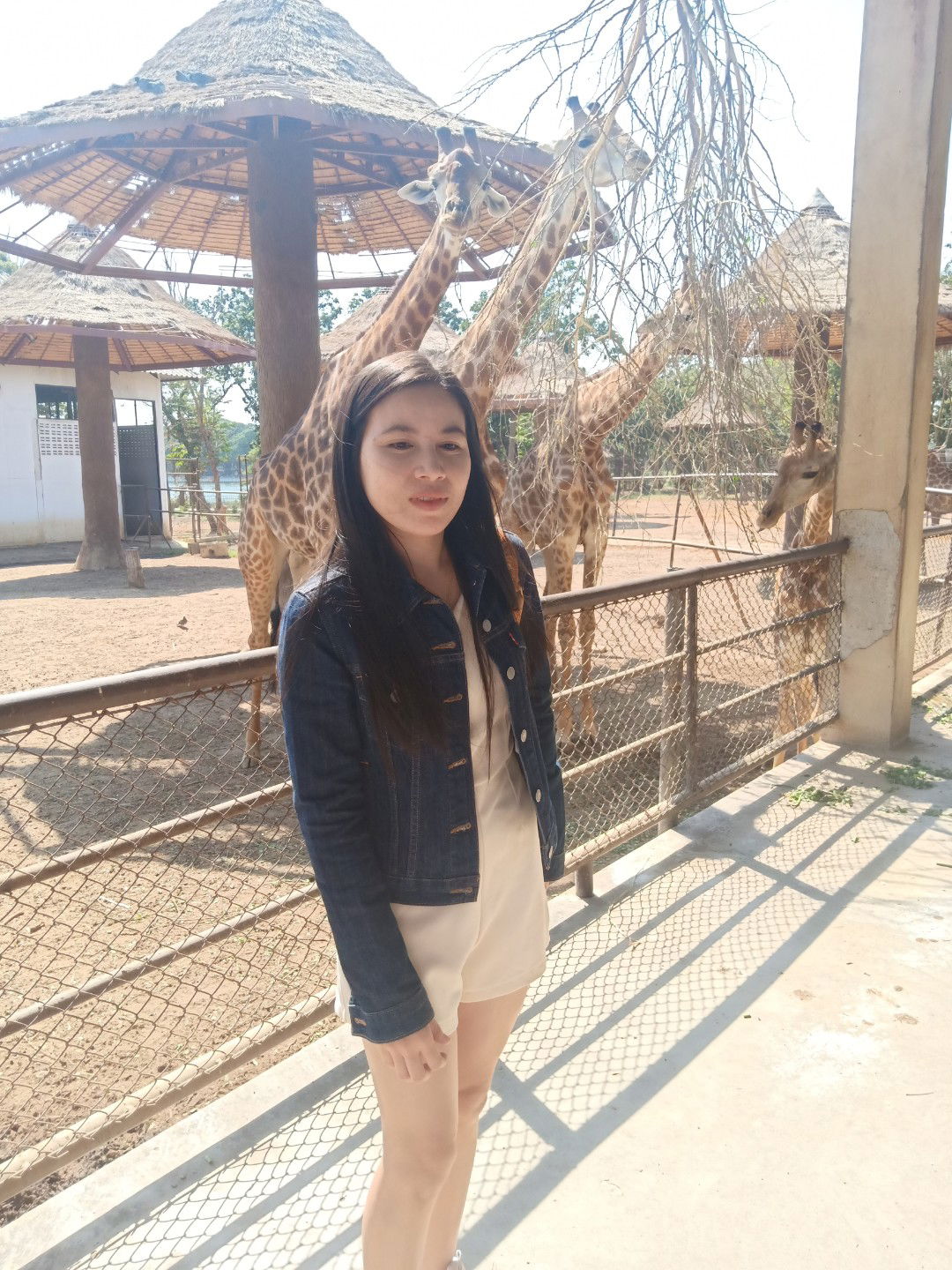 Pornpaka Aom profile icon