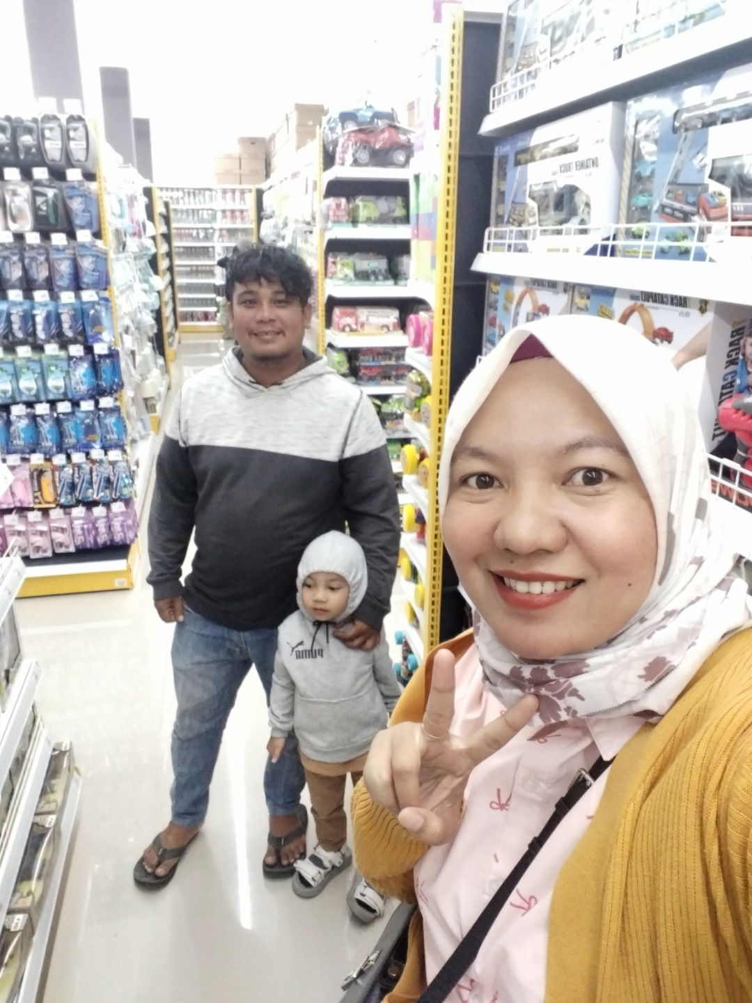 Mella Angreani profile icon