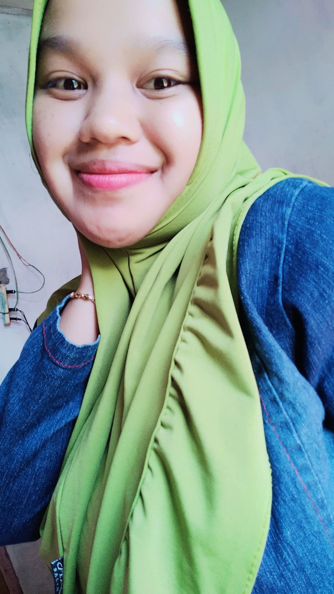 Erma Nuraini profile icon