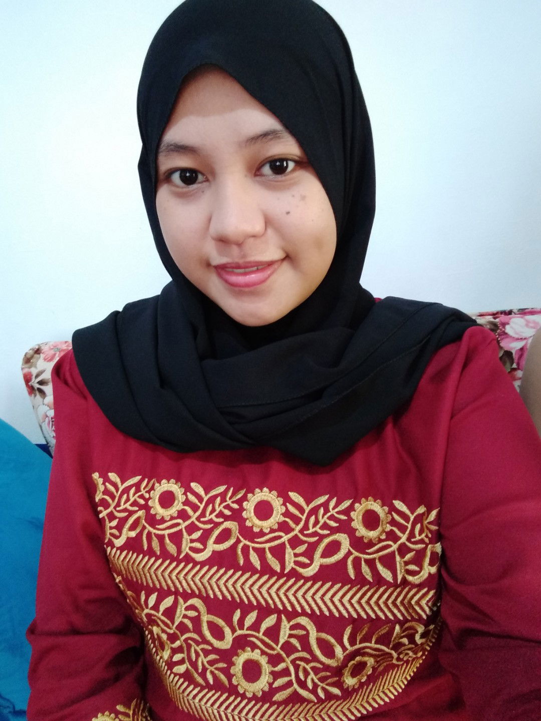 Oktaviani Poneta profile icon