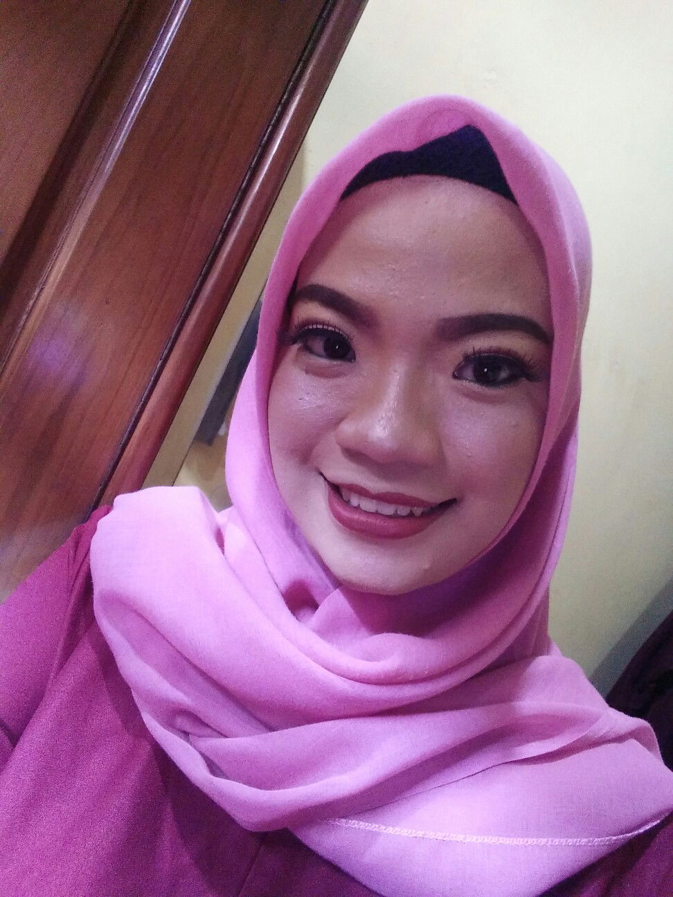 evina niske profile icon