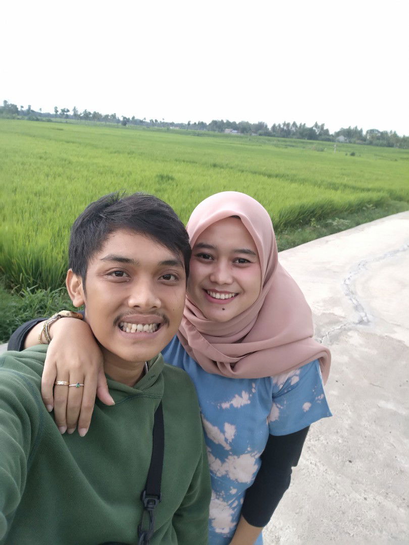 Dewi Purniarty profile icon