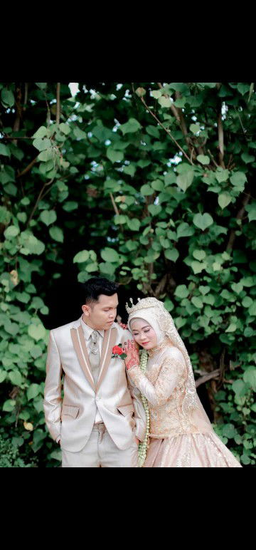 Intan Putri profile icon